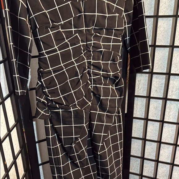 Sara Campbell Black and White 3/4 Sleeve Sheath Dress, SZ 4 - Picture 5 of 13